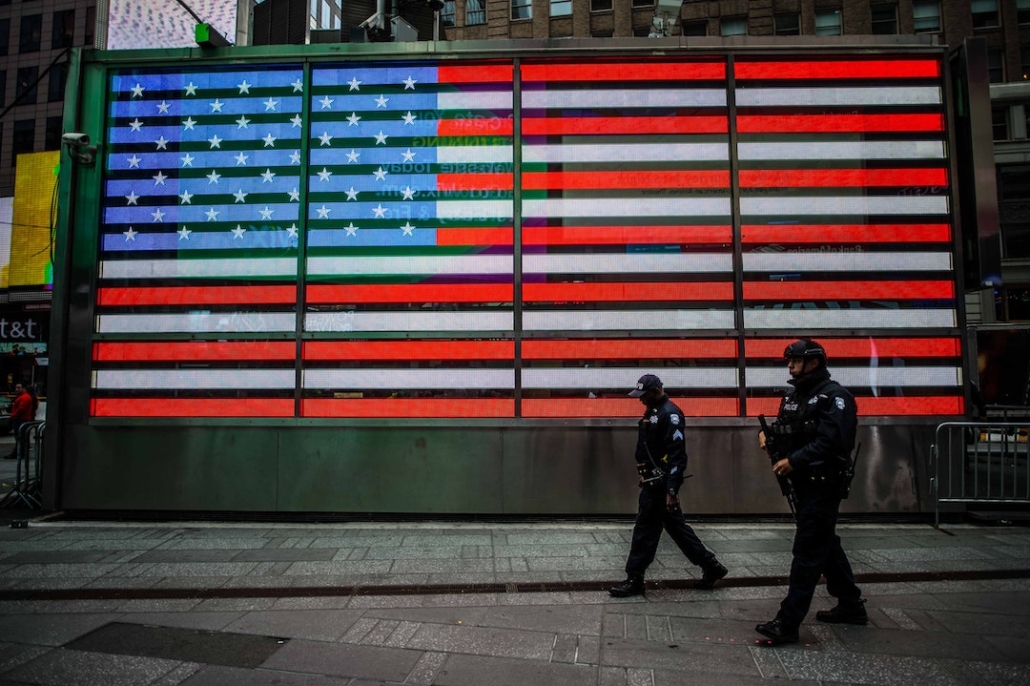 6-Flag w_ Police